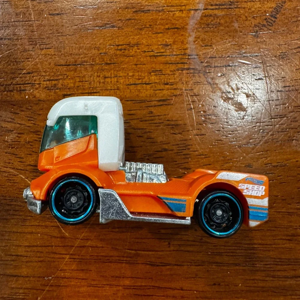 Hot Wheels Rig Heat Orange Speed Shop Semi Truck Cab‎ Diecast 2016 Mattel